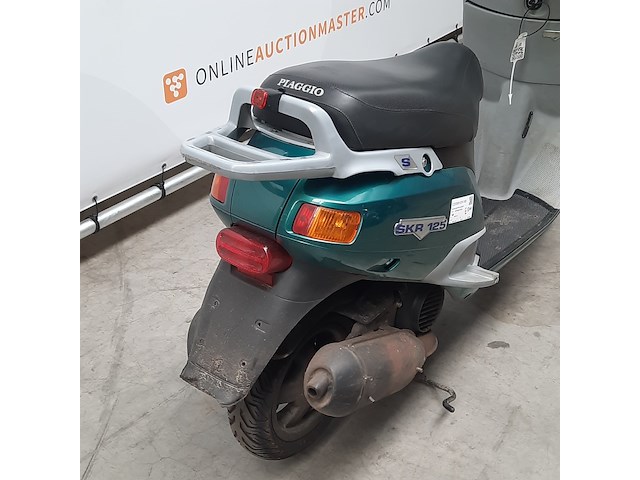Motorscooter, piaggio, skr 125 - afbeelding 30 van  32