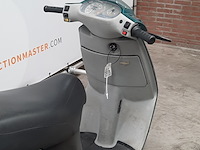 Motorscooter, piaggio, skr 125 - afbeelding 31 van  32
