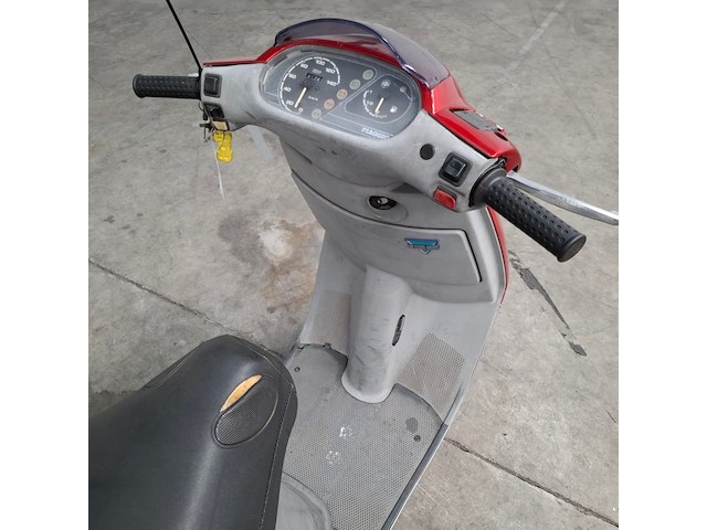 Motorscooter, piaggio, skr 125 - afbeelding 3 van  25