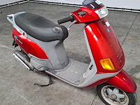 Motorscooter, piaggio, skr 125 - afbeelding 12 van  25