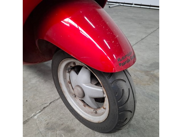 Motorscooter, piaggio, skr 125 - afbeelding 22 van  25