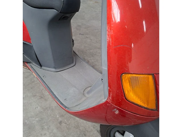 Motorscooter, piaggio, skr 125 - afbeelding 3 van  23