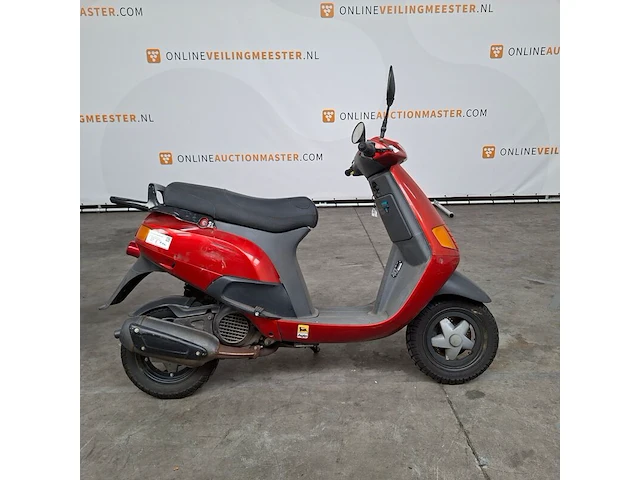 Motorscooter, piaggio, skr 125 - afbeelding 1 van  23