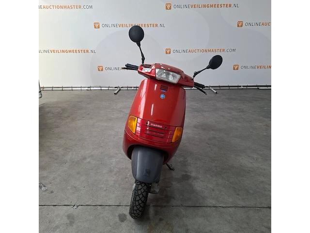 Motorscooter, piaggio, skr 125 - afbeelding 17 van  23