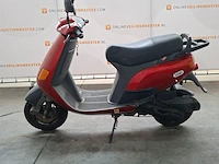 Motorscooter, piaggio, skr 125 - afbeelding 19 van  23