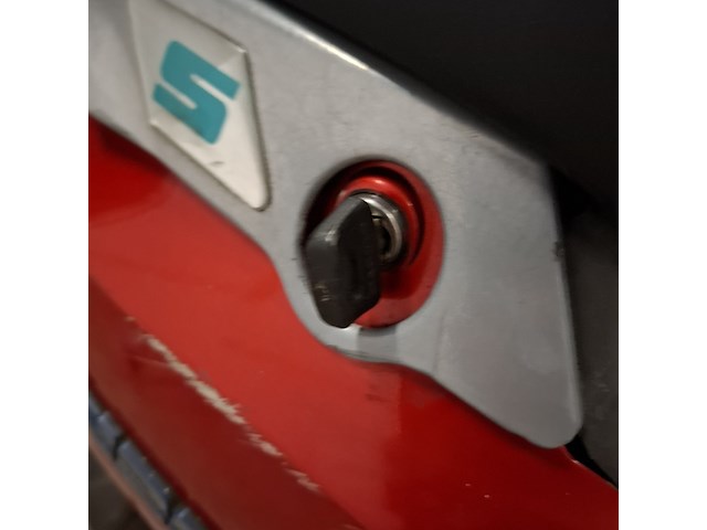 Motorscooter, piaggio, skr125 - afbeelding 17 van  30