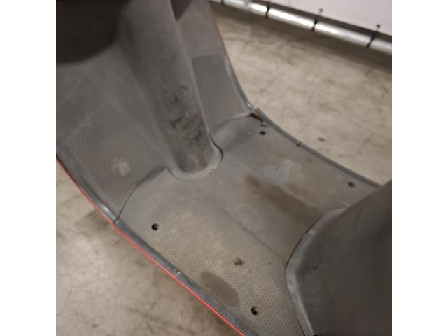 Motorscooter, piaggio, skr125 - afbeelding 8 van  30