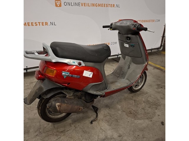 Motorscooter, piaggio, skr125 - afbeelding 12 van  30