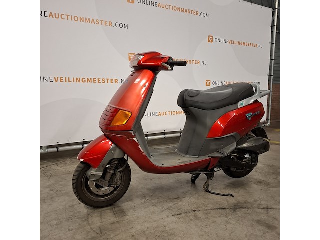 Motorscooter, piaggio, skr125 - afbeelding 27 van  30
