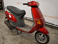 Motorscooter, piaggio, skr125 - afbeelding 23 van  30