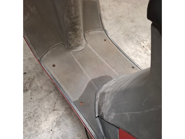 Motorscooter, piaggio, skr125 - afbeelding 17 van  30