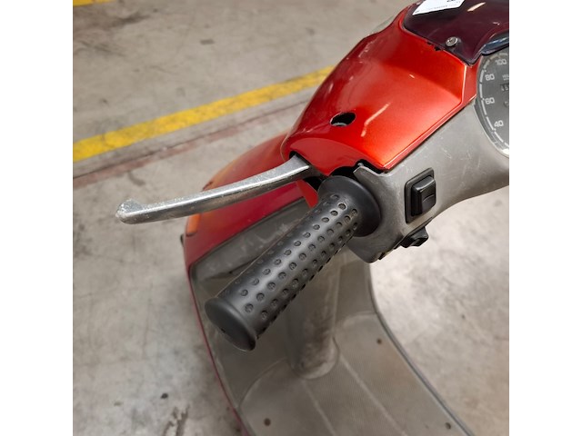 Motorscooter, piaggio, skr125 - afbeelding 18 van  30