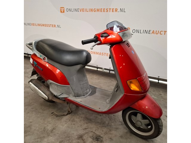 Motorscooter, piaggio, skr125 - afbeelding 12 van  30