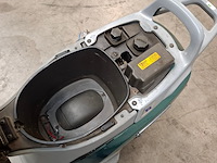 Motorscooter, piaggio, skr125 - afbeelding 18 van  33