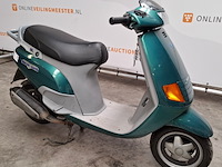 Motorscooter, piaggio, skr125 - afbeelding 12 van  33
