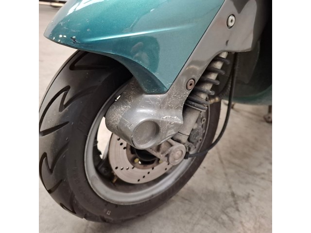 Motorscooter, piaggio, skr125 - afbeelding 25 van  33