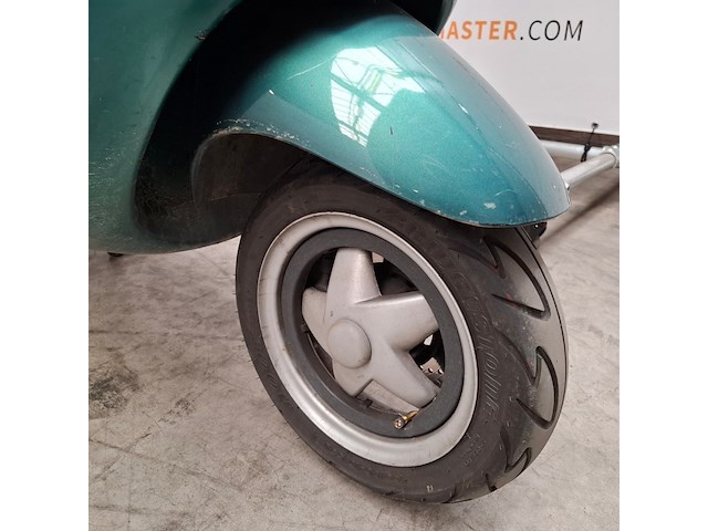 Motorscooter, piaggio, skr125 - afbeelding 29 van  33