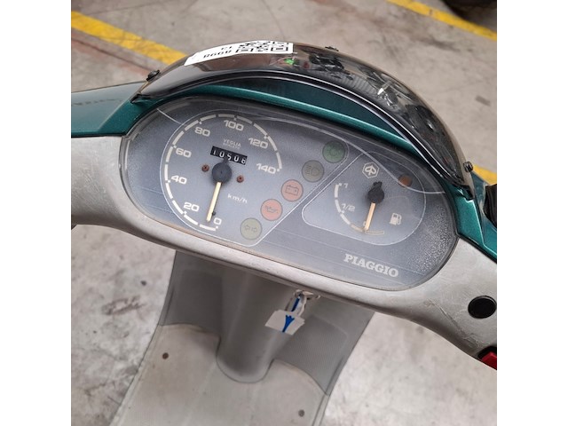 Motorscooter, piaggio, skr125 - afbeelding 33 van  33