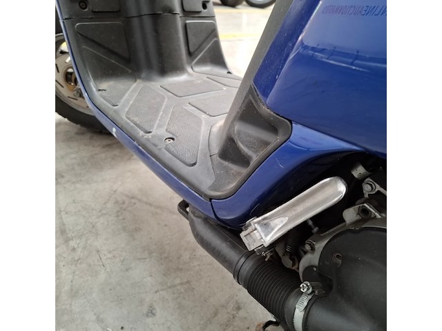 Motorscooter, piaggio, tph 125 xr - afbeelding 10 van  26