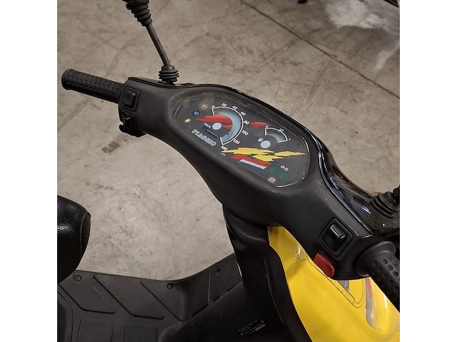 Motorscooter, piaggio, tph 125 - afbeelding 25 van  26