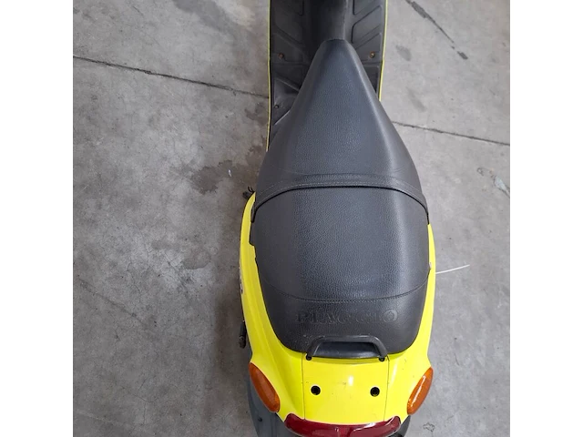Motorscooter, piaggio, typhoon - afbeelding 21 van  21