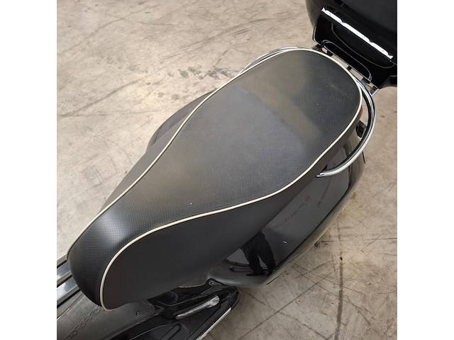 Motorscooter, piaggio, vespa gts 300, 2019 - afbeelding 11 van  29