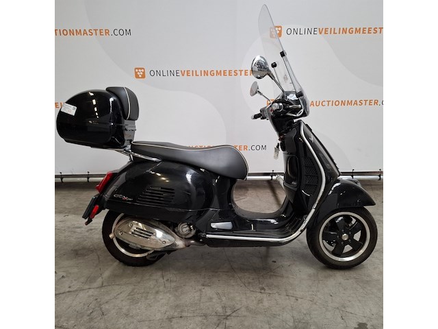Motorscooter, piaggio, vespa gts 300, 2019 - afbeelding 1 van  29