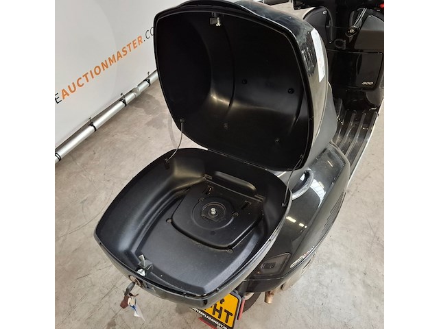 Motorscooter, piaggio, vespa gts 300, 2019 - afbeelding 13 van  29