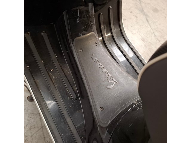 Motorscooter, piaggio, vespa gts 300, 2019 - afbeelding 14 van  29