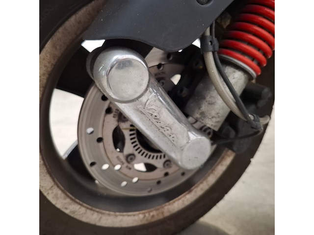 Motorscooter, piaggio, vespa gts 300, 2019 - afbeelding 19 van  29