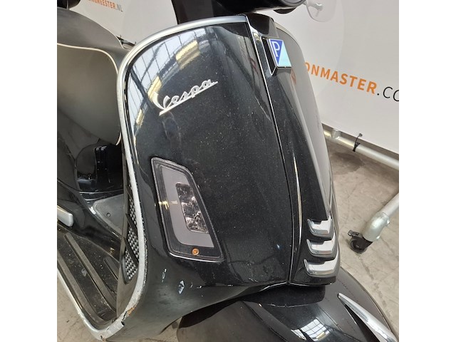 Motorscooter, piaggio, vespa gts 300, 2019 - afbeelding 24 van  29