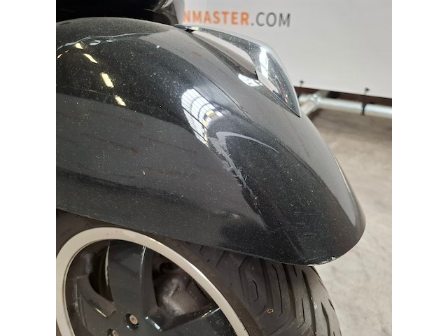 Motorscooter, piaggio, vespa gts 300, 2019 - afbeelding 25 van  29
