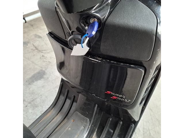 Motorscooter, piaggio, vespa scooter gts 125 i.e. super, 2012 - afbeelding 4 van  35