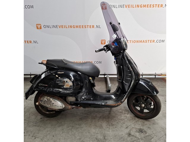 Motorscooter, piaggio, vespa scooter gts 125 i.e. super, 2012 - afbeelding 1 van  35