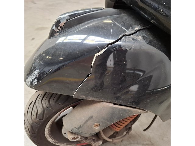 Motorscooter, piaggio, vespa scooter gts 125 i.e. super, 2012 - afbeelding 26 van  35