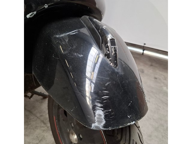 Motorscooter, piaggio, vespa scooter gts 125 i.e. super, 2012 - afbeelding 32 van  35