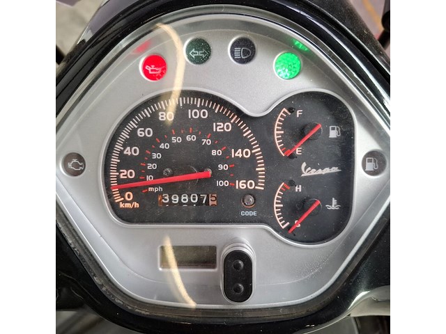 Motorscooter, piaggio, vespa scooter gts 125 i.e. super, 2012 - afbeelding 35 van  35