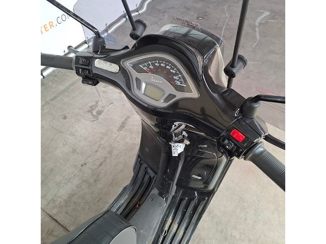Motorscooter, piaggio/vespa, sprint 125 abs, 2022 - afbeelding 26 van  28