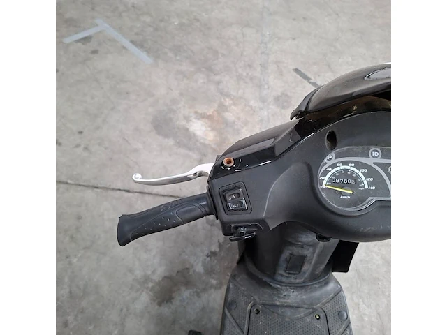 Motorscooter, sym, av12w, 2011 - afbeelding 4 van  25