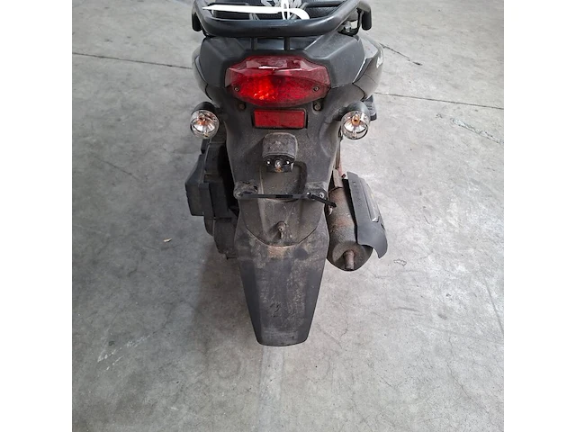 Motorscooter, sym, av12w, 2011 - afbeelding 18 van  25