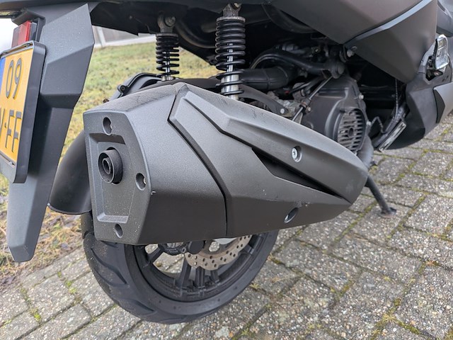 Motorscooter, trmotor, t-10 cl125t, 2024 - afbeelding 12 van  44