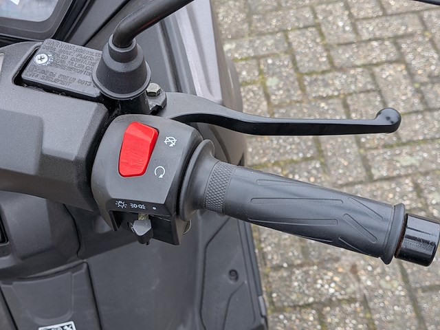Motorscooter, trmotor, t-10 cl125t, 2024 - afbeelding 21 van  44