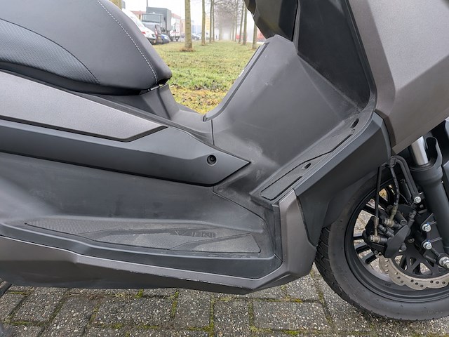 Motorscooter, trmotor, t-10 cl125t, 2024 - afbeelding 30 van  44