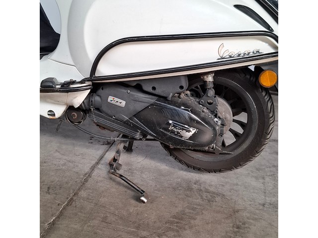 Motorscooter, vespa, sprint 125 abs, 2018 - afbeelding 5 van  14