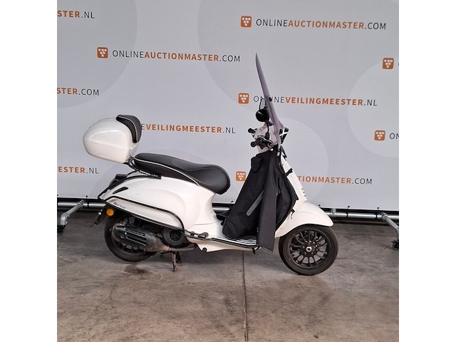 Motorscooter, vespa, sprint 125 abs, 2018 - afbeelding 1 van  14