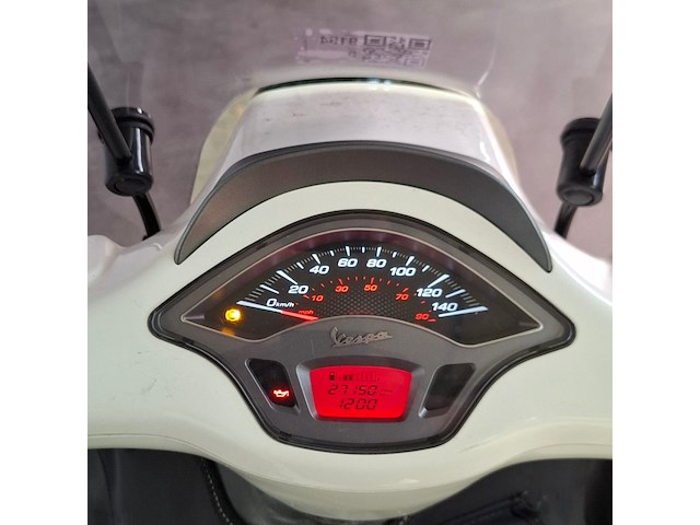 Motorscooter, vespa, sprint 125 abs, 2018 - afbeelding 12 van  14