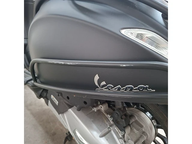Motorscooter, vespa, sprint, 2019 - afbeelding 5 van  25