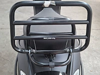 Motorscooter, vespa, sprint, 2019 - afbeelding 6 van  25