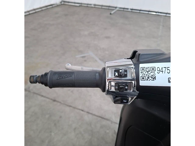 Motorscooter, vespa, sprint, 2019 - afbeelding 11 van  25