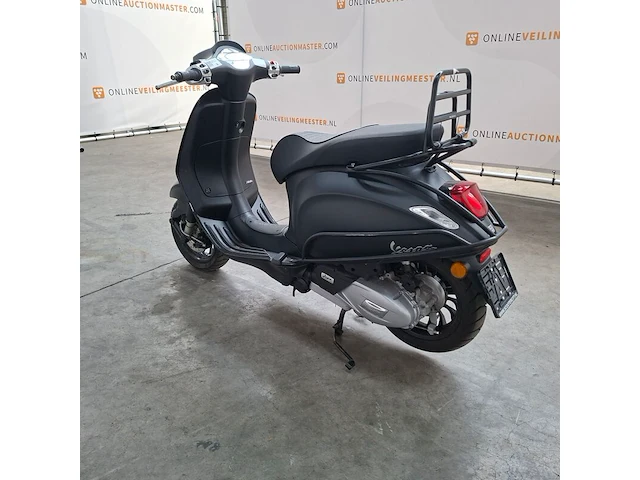 Motorscooter, vespa, sprint, 2019 - afbeelding 22 van  25